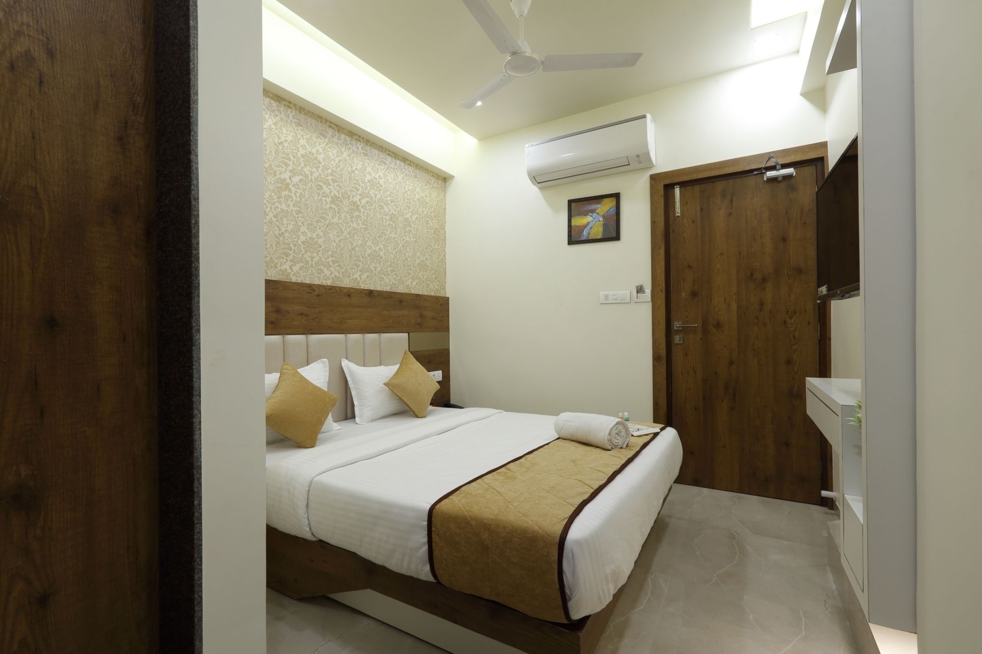 Hotel Alka Inn Ahmedabad Extérieur photo